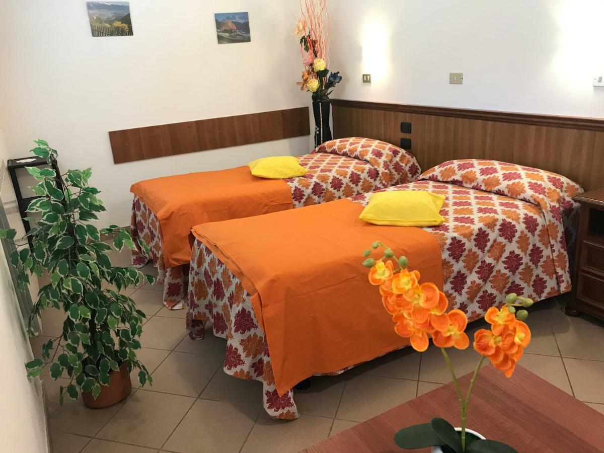 B&B Da Giorgia 크로도 외부 사진
